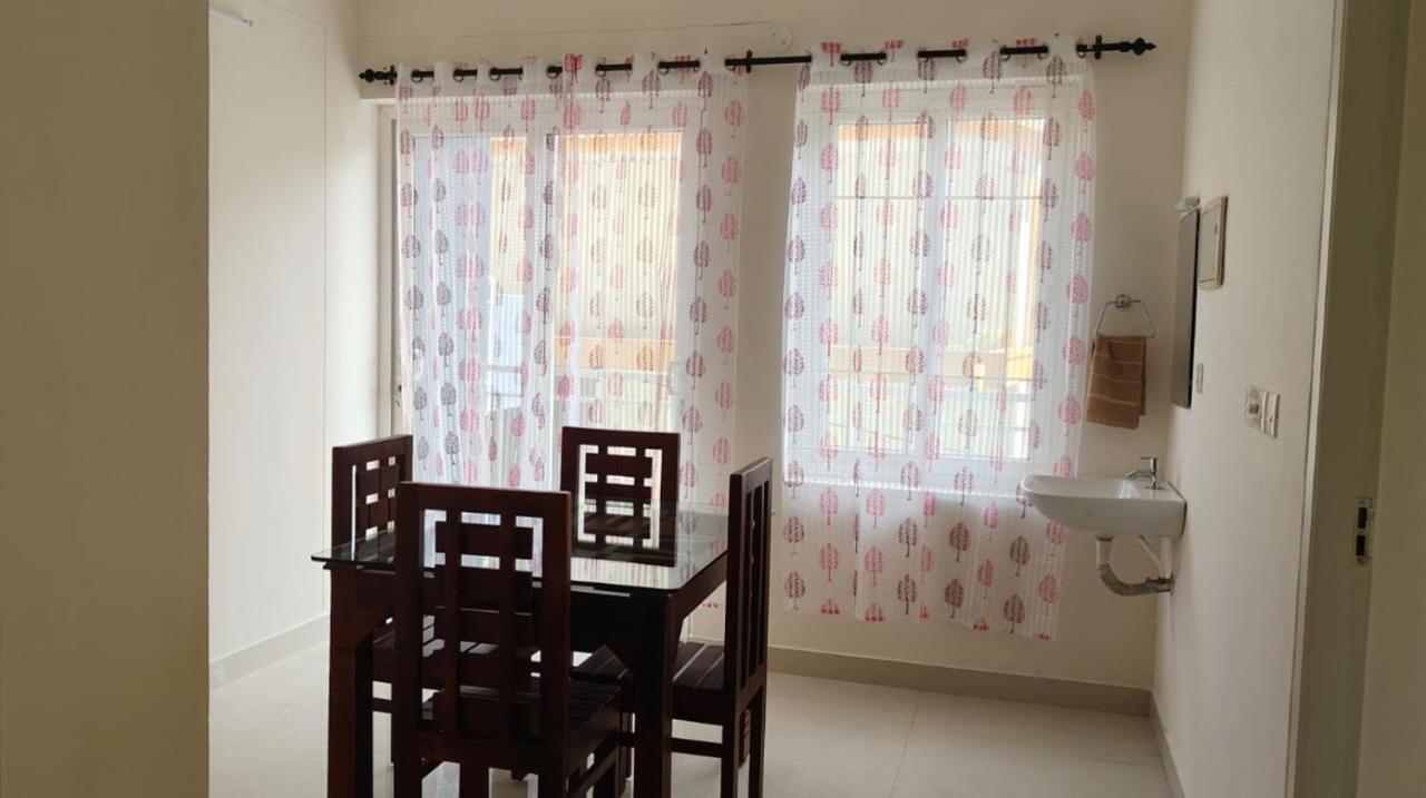 Hobiz Serviced Apartments Chalakuzhy Nr Medical College Trivandrum Thiruvananthapuram Buitenkant foto