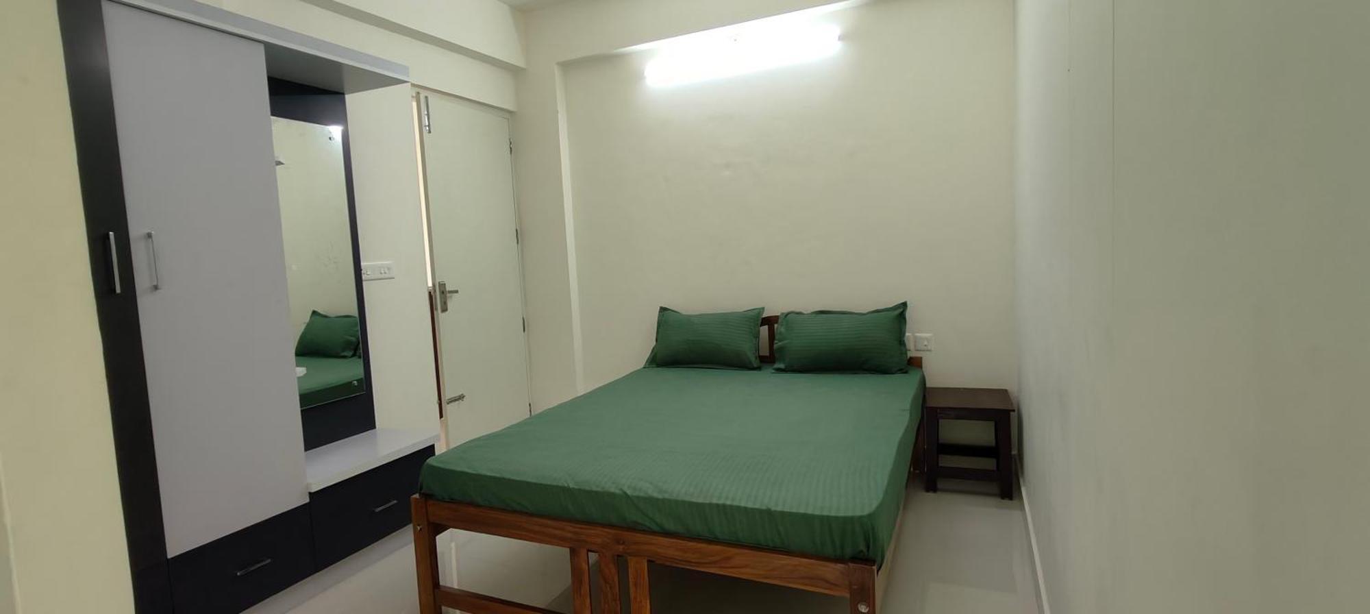 Hobiz Serviced Apartments Chalakuzhy Nr Medical College Trivandrum Thiruvananthapuram Buitenkant foto